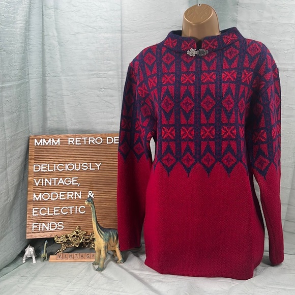 Red and Blue Geometric Sweater - Picture 1 of 13